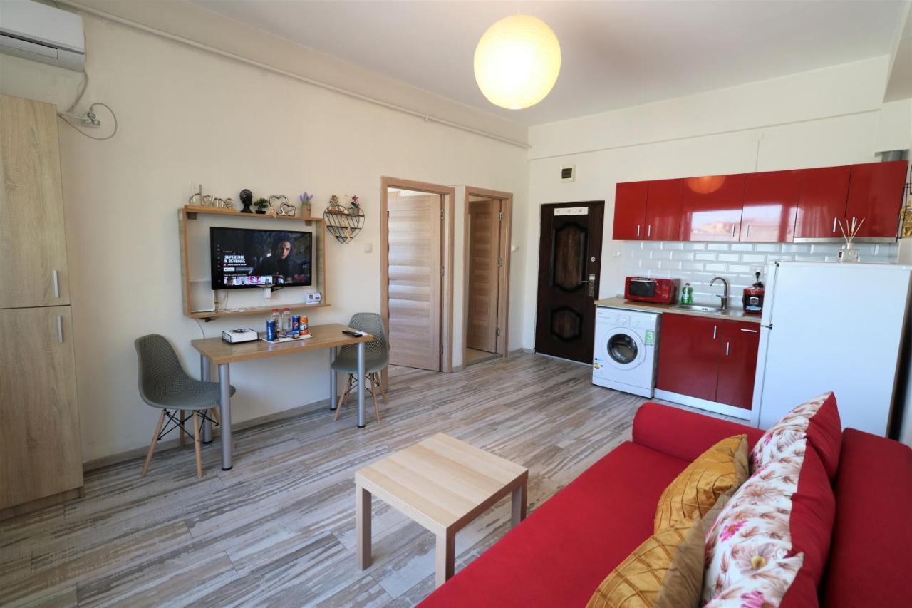 Charming Cozy Apartment - Old Town - Free Minibar Bucarest Esterno foto