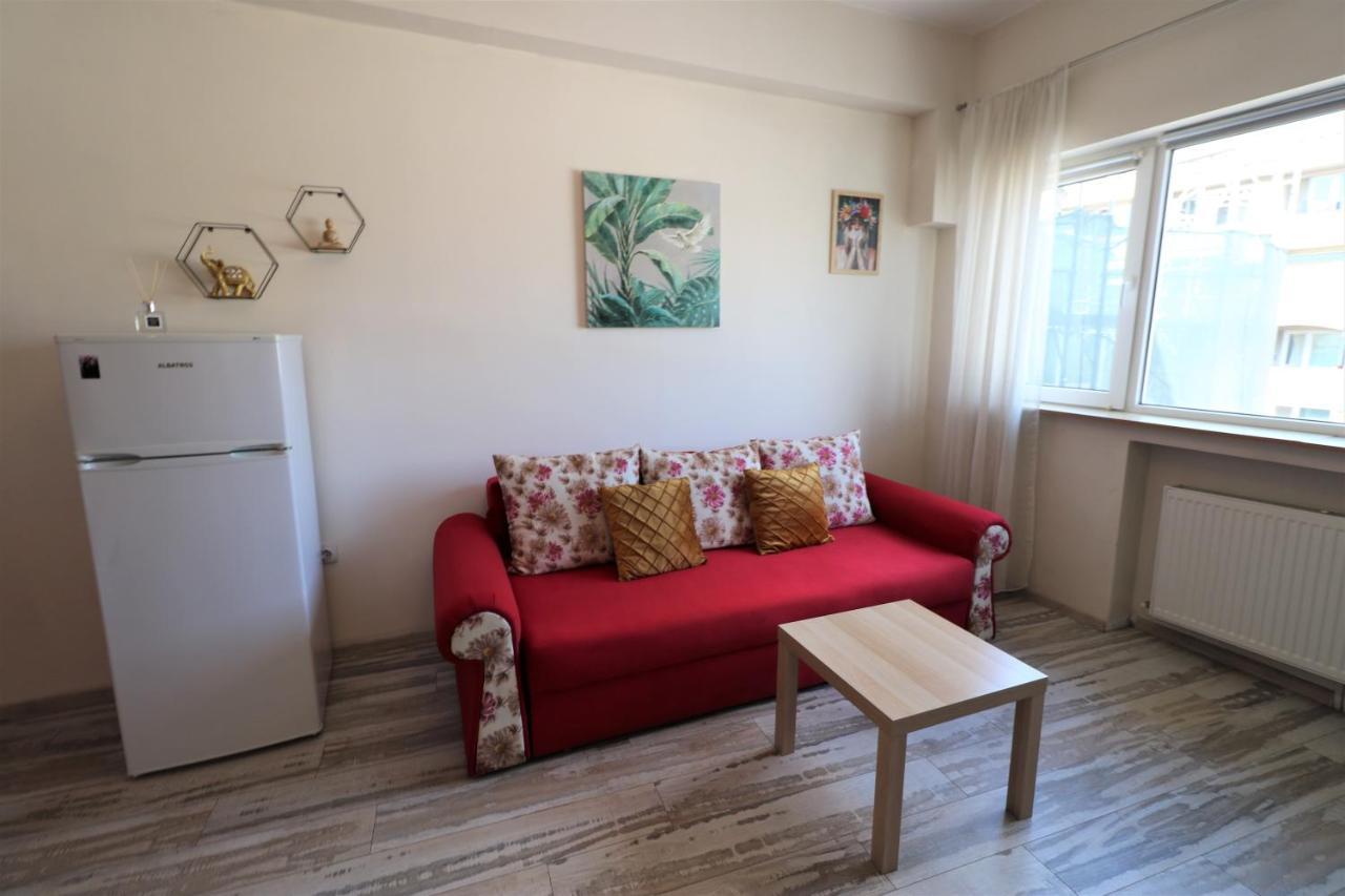 Charming Cozy Apartment - Old Town - Free Minibar Bucarest Esterno foto