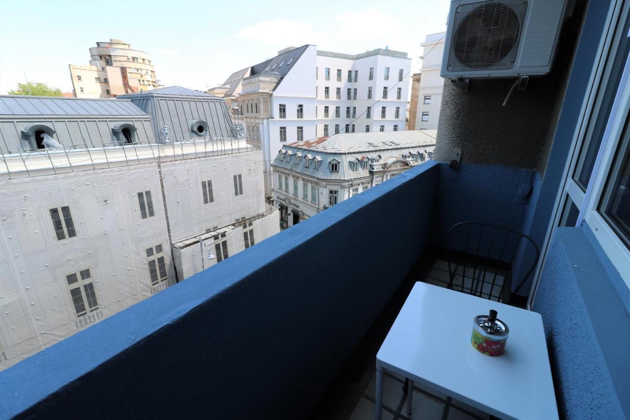 Charming Cozy Apartment - Old Town - Free Minibar Bucarest Esterno foto